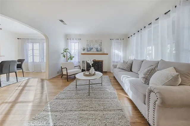 $1,430,000 | 520 North Howard Street, Glendale, CA 91206