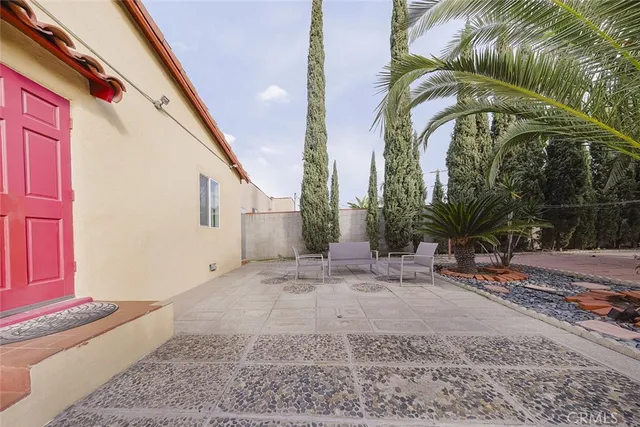 $1,430,000 | 520 North Howard Street, Glendale, CA 91206