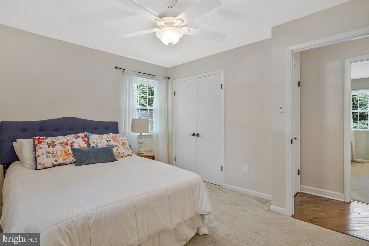 91 Scotts Cove Road Edgewater, MD 21037 - Photo 20 of 40 Serene bedroom with natural light.
