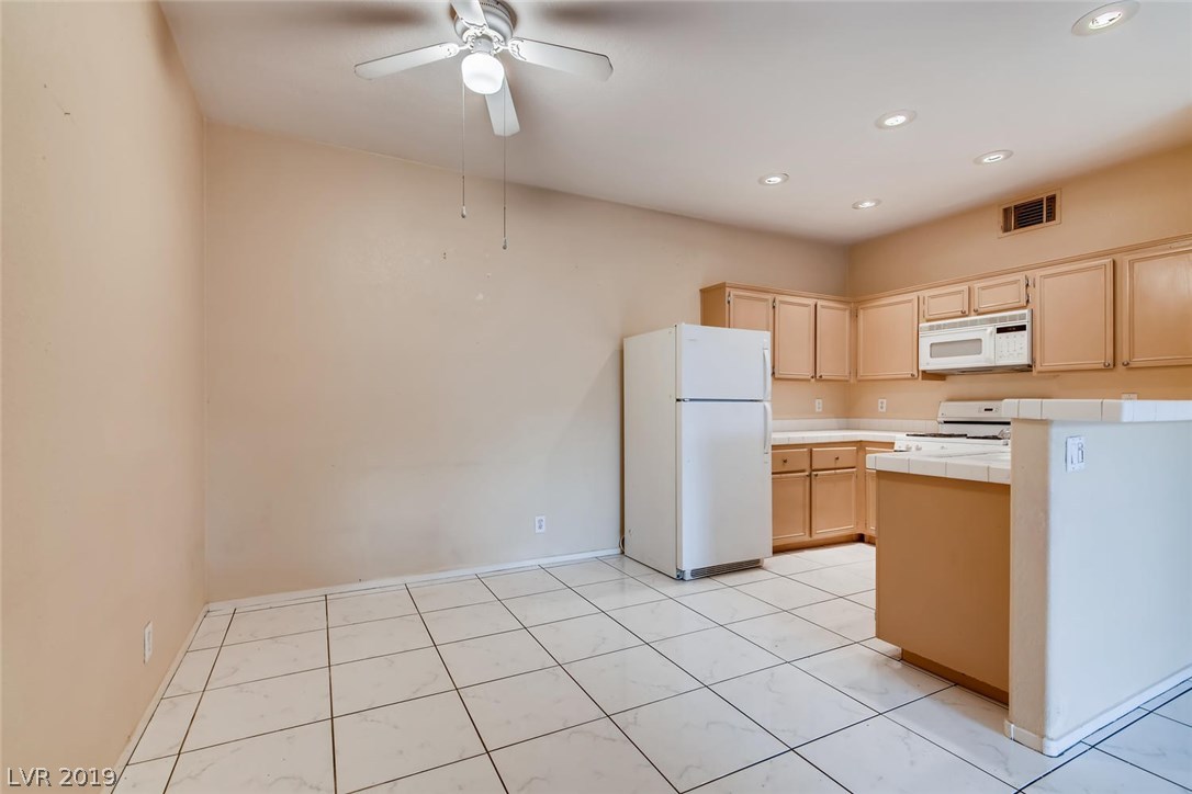 2201 Ramsgate Drive, Unit 416 Henderson, NV 89074 - Photo 10 of 26