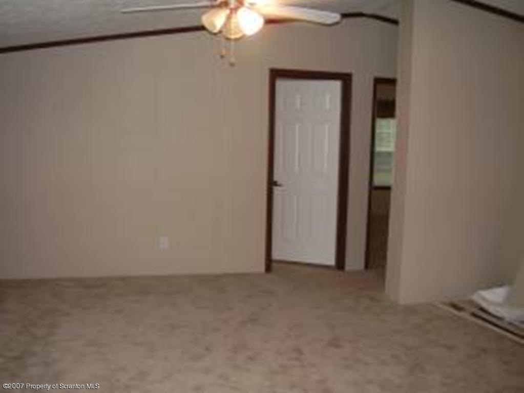 25 Rustic Acres Road Dillsburg, PA 17019 - Photo 4 of 6 LIVING ROOM