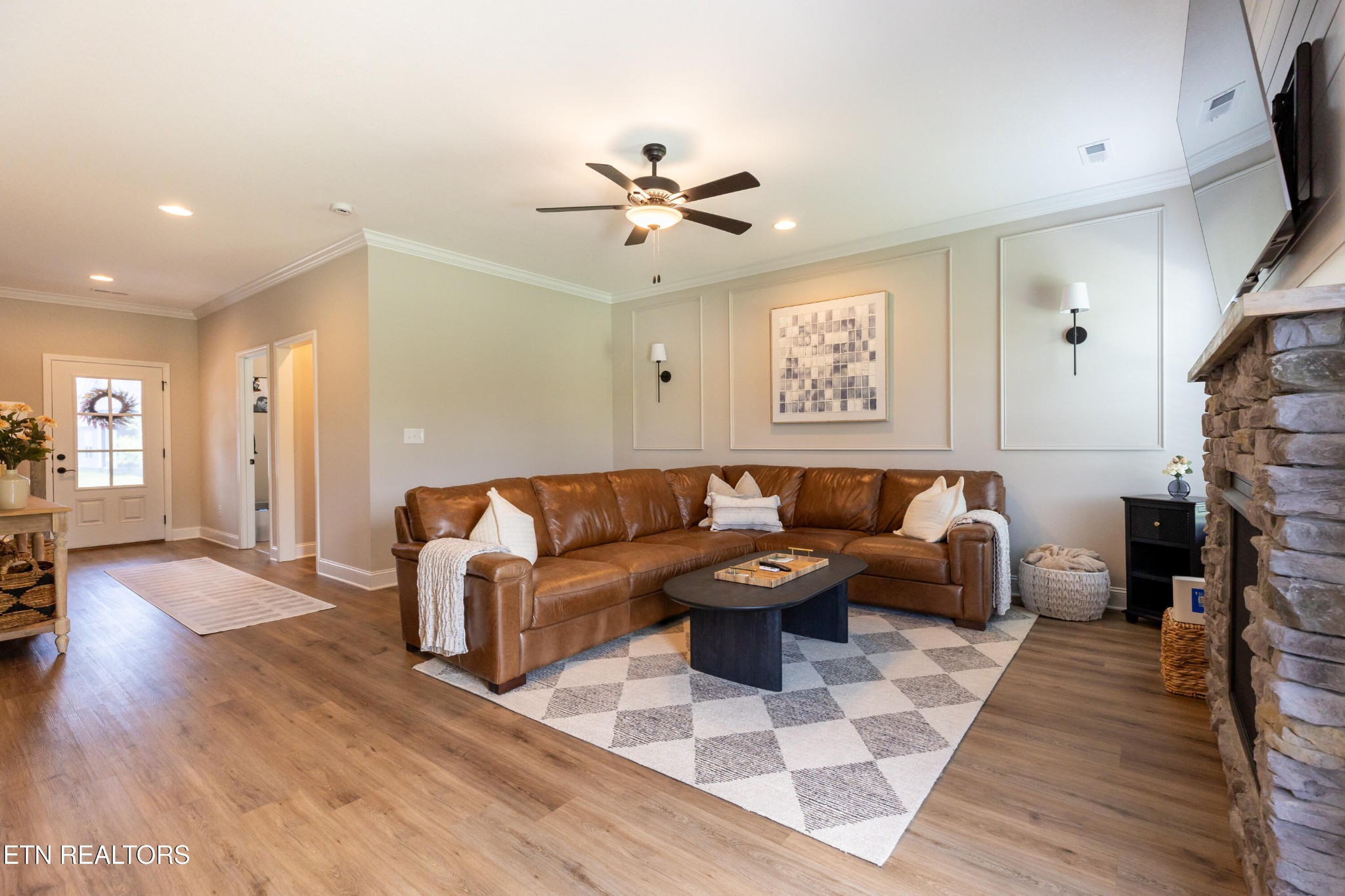 117 Songberry Street Oak Ridge, TN 37830 - Photo 2 of 23 Gallery Image 2