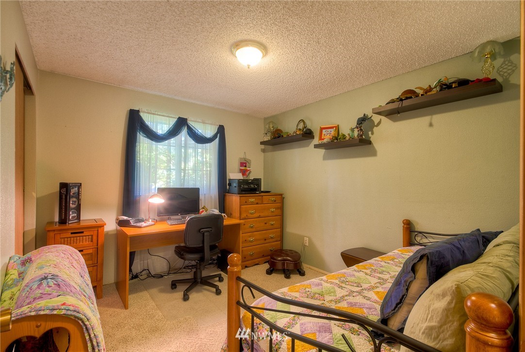 7034 Johnson Point Road Northeast Olympia, WA 98516 - Photo 14 of 25 Gallery Image 14