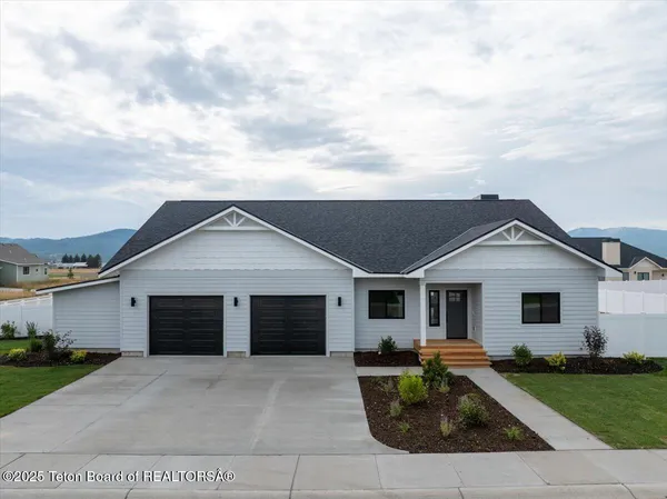 $995,000 | 8866 Avery Drive, Victor, ID 83455