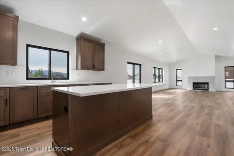 $995,000 | 8866 Avery Drive, Victor, ID 83455