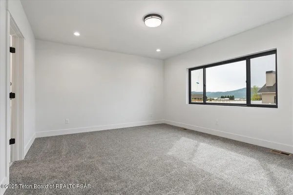 $995,000 | 8866 Avery Drive, Victor, ID 83455