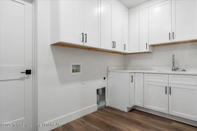 $995,000 | 8866 Avery Drive, Victor, ID 83455