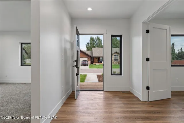 $995,000 | 8866 Avery Drive, Victor, ID 83455