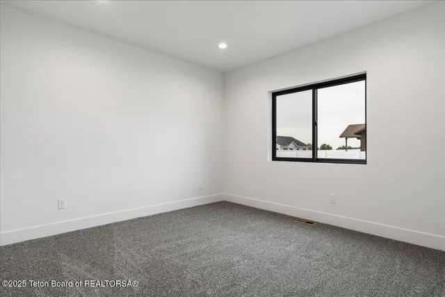 $995,000 | 8866 Avery Drive, Victor, ID 83455