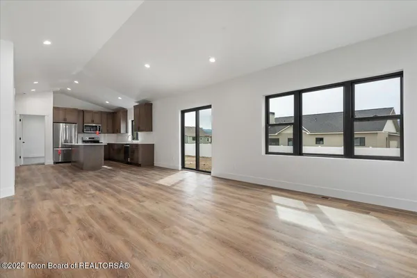 $995,000 | 8866 Avery Drive, Victor, ID 83455