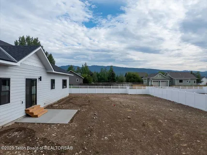 $995,000 | 8866 Avery Drive, Victor, ID 83455