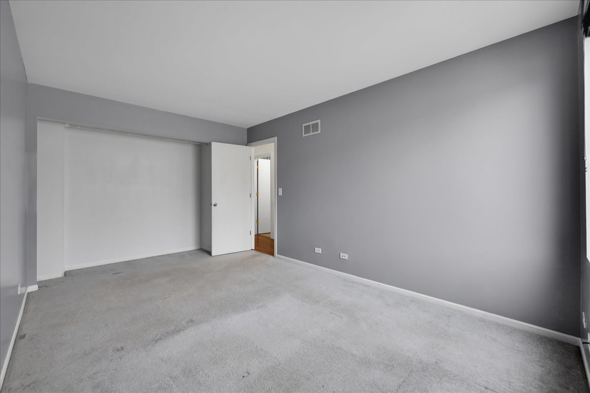 823 Symphony Drive Aurora, IL 60504 - Photo 13 of 27