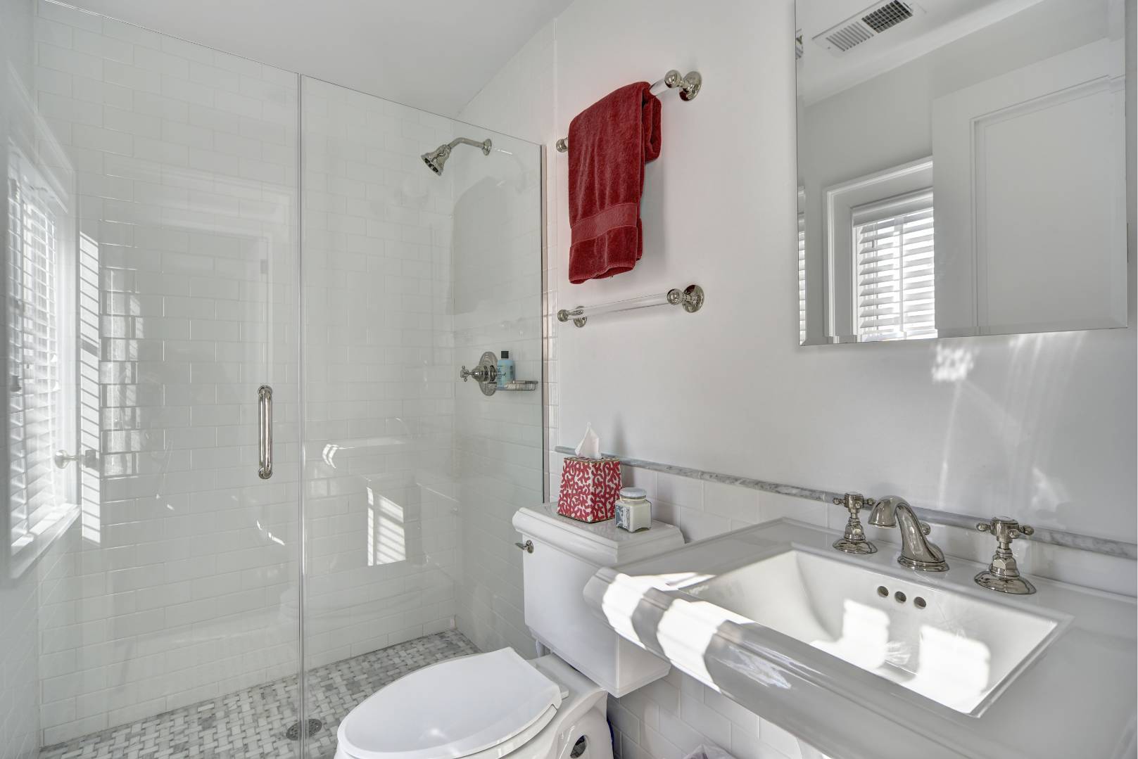 11 Sherrill Road East Hampton, NY 11937 - Photo 21 of 36