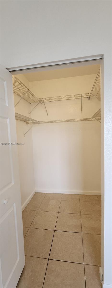 10949 Southwest 181st Terrace Miami, FL 33157 - Photo 5 of 32