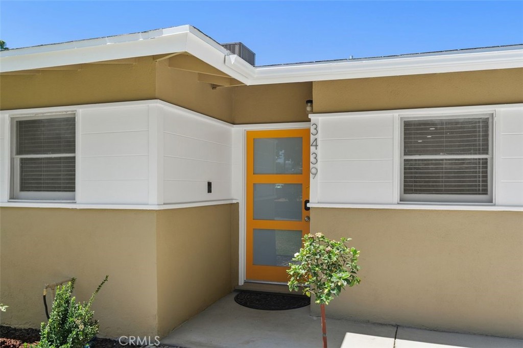 3439 Mono Drive Riverside, CA 92506 - Photo 6 of 45