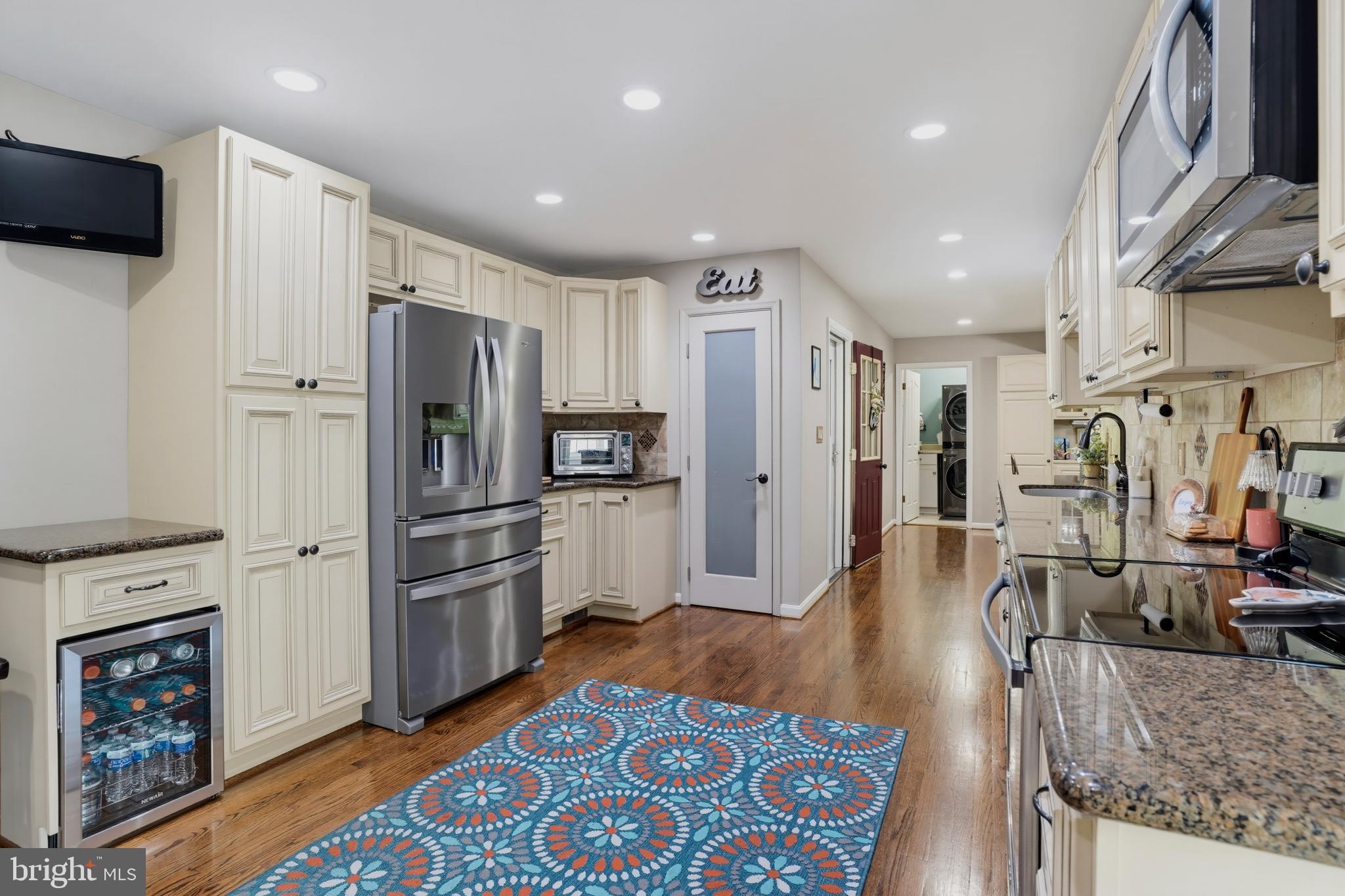 6893 Old Solomons Island Road Friendship, MD 20758 - Photo 16 of 58 Kitchen