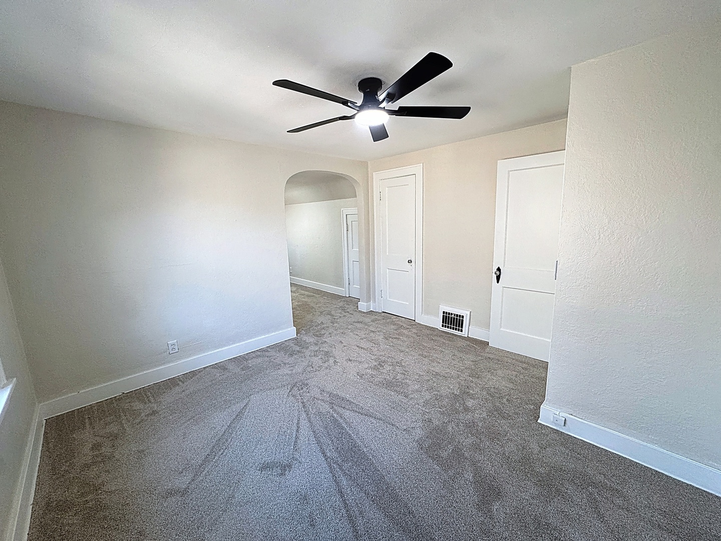 2431 28th Street Moline, IL 61265 - Photo 18 of 25