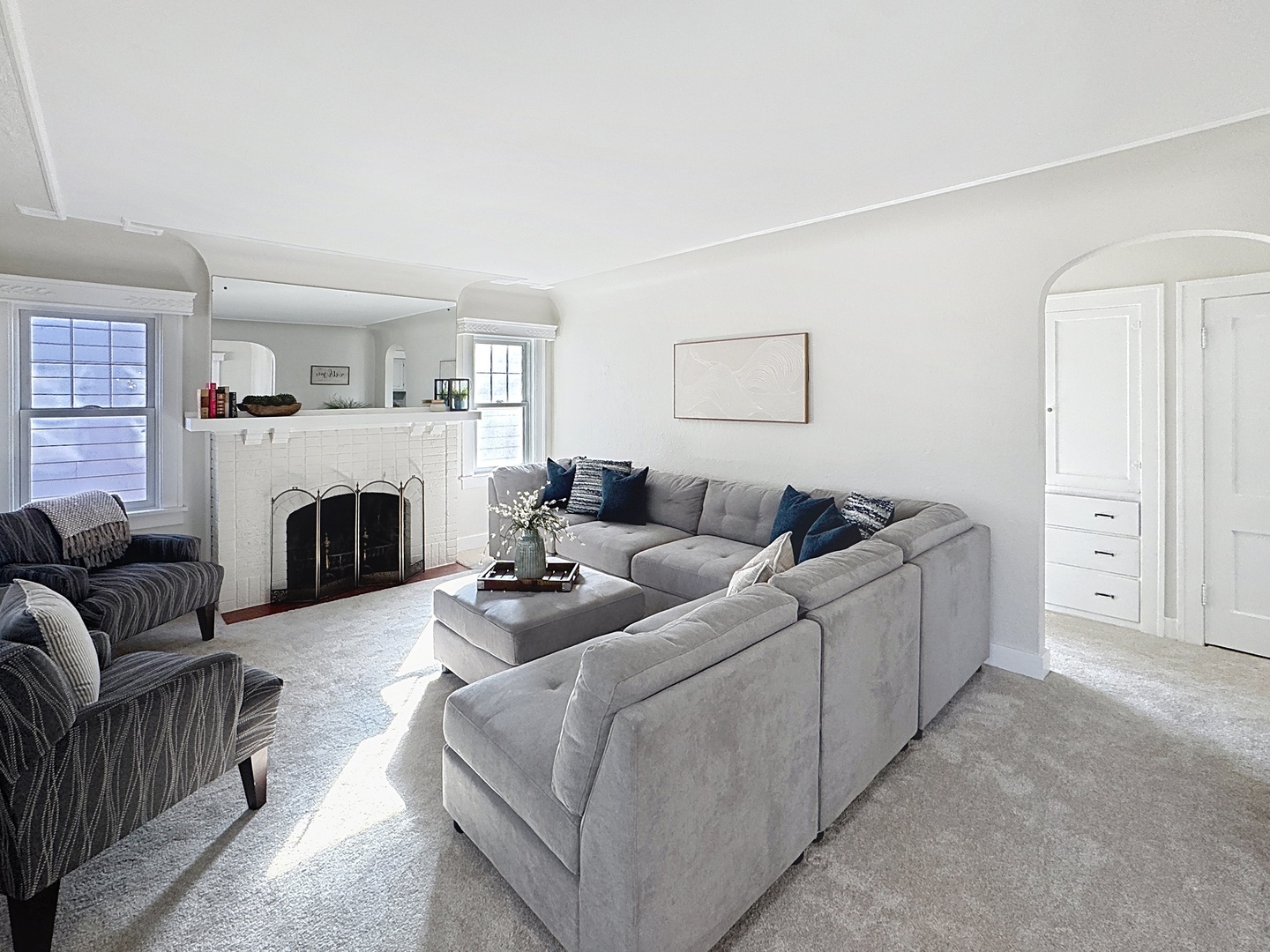 2431 28th Street Moline, IL 61265 - Photo 2 of 25