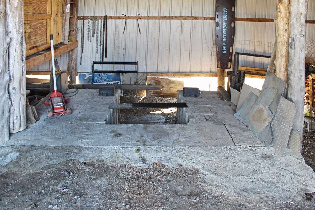 359 Bradshaw Road Austin, KY 42123 - Photo 9 of 25 Gallery Image 9