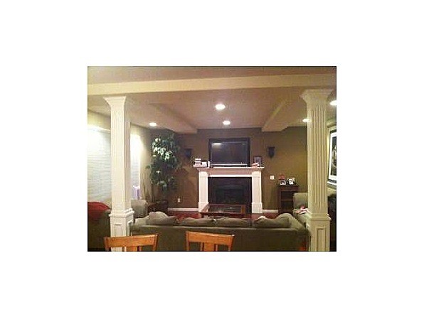 5904 Northeast 4th Place Renton, WA 98059 - Photo 3 of 12