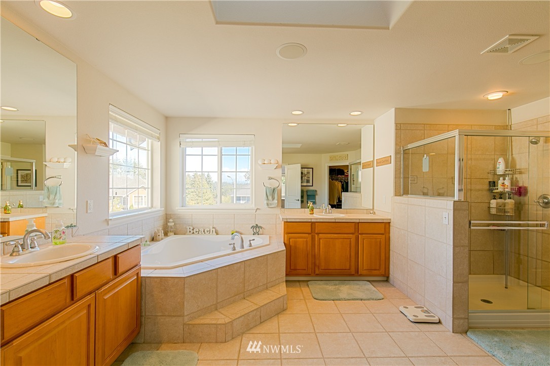 24016 21st Avenue West Bothell, WA 98021 - Photo 14 of 23