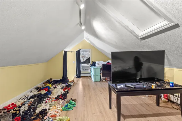 $615,000 | 22 Whipple Avenue, North Providence, RI 02911