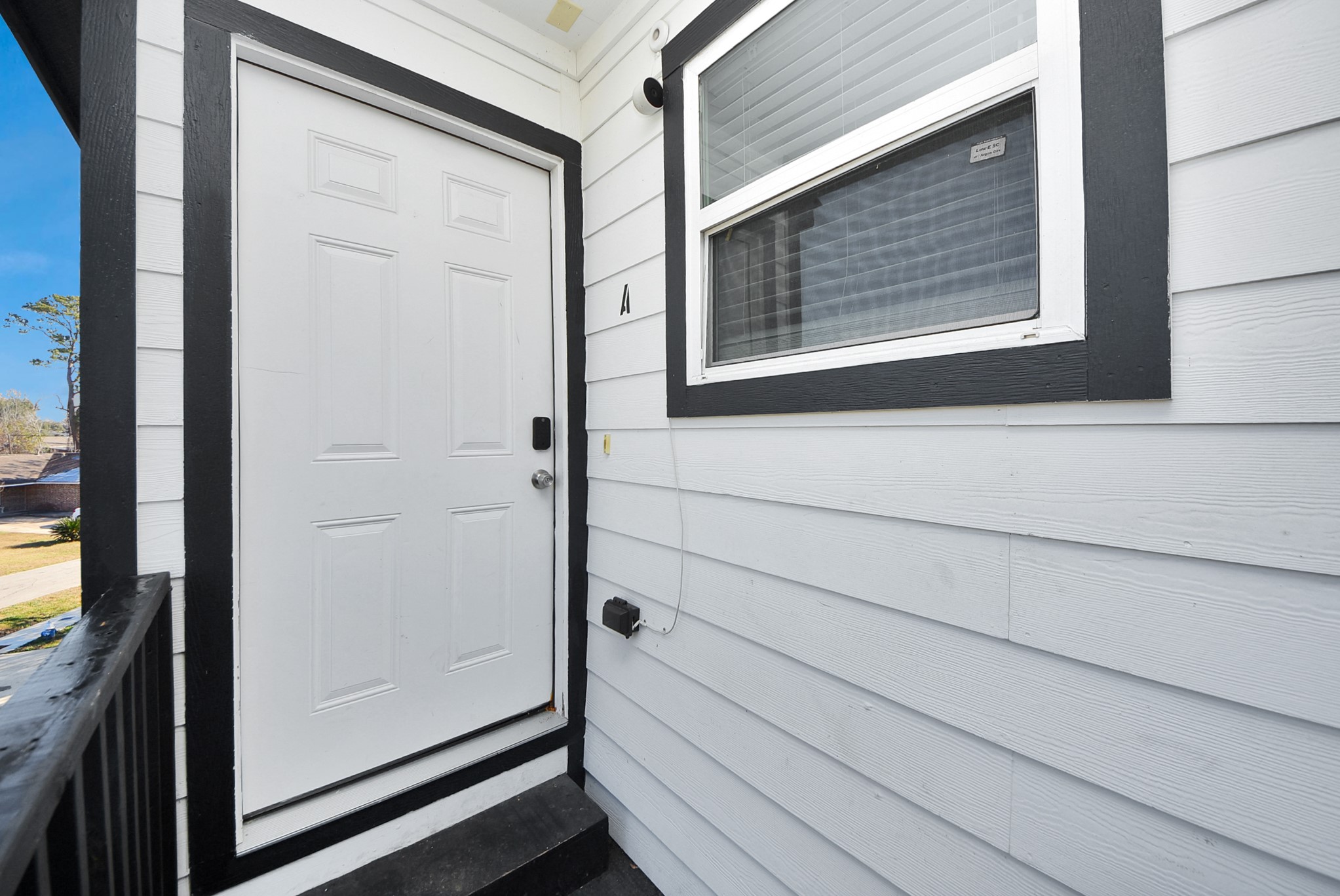 618 Maple Way, Unit A Houston, TX 77015 - Photo 3 of 48 a view of front door