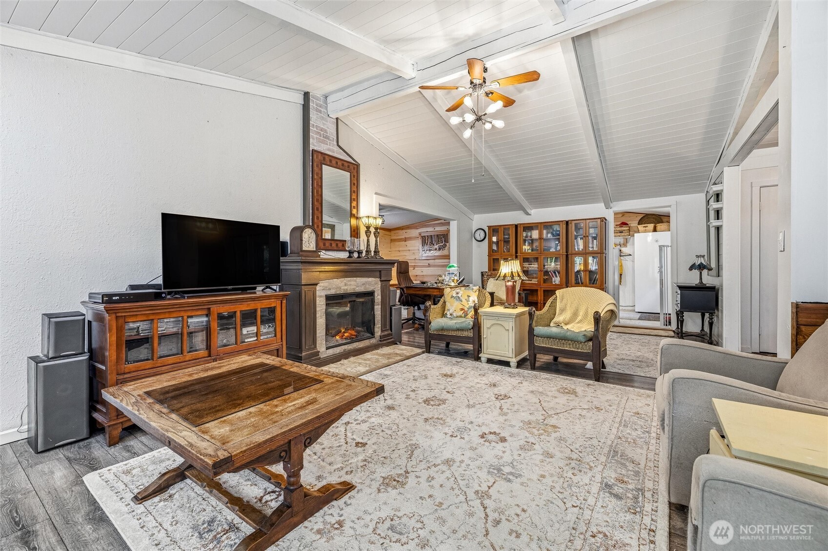 2366 Yew Street Road Bellingham, WA 98229 - Photo 13 of 39 Gallery Image 13