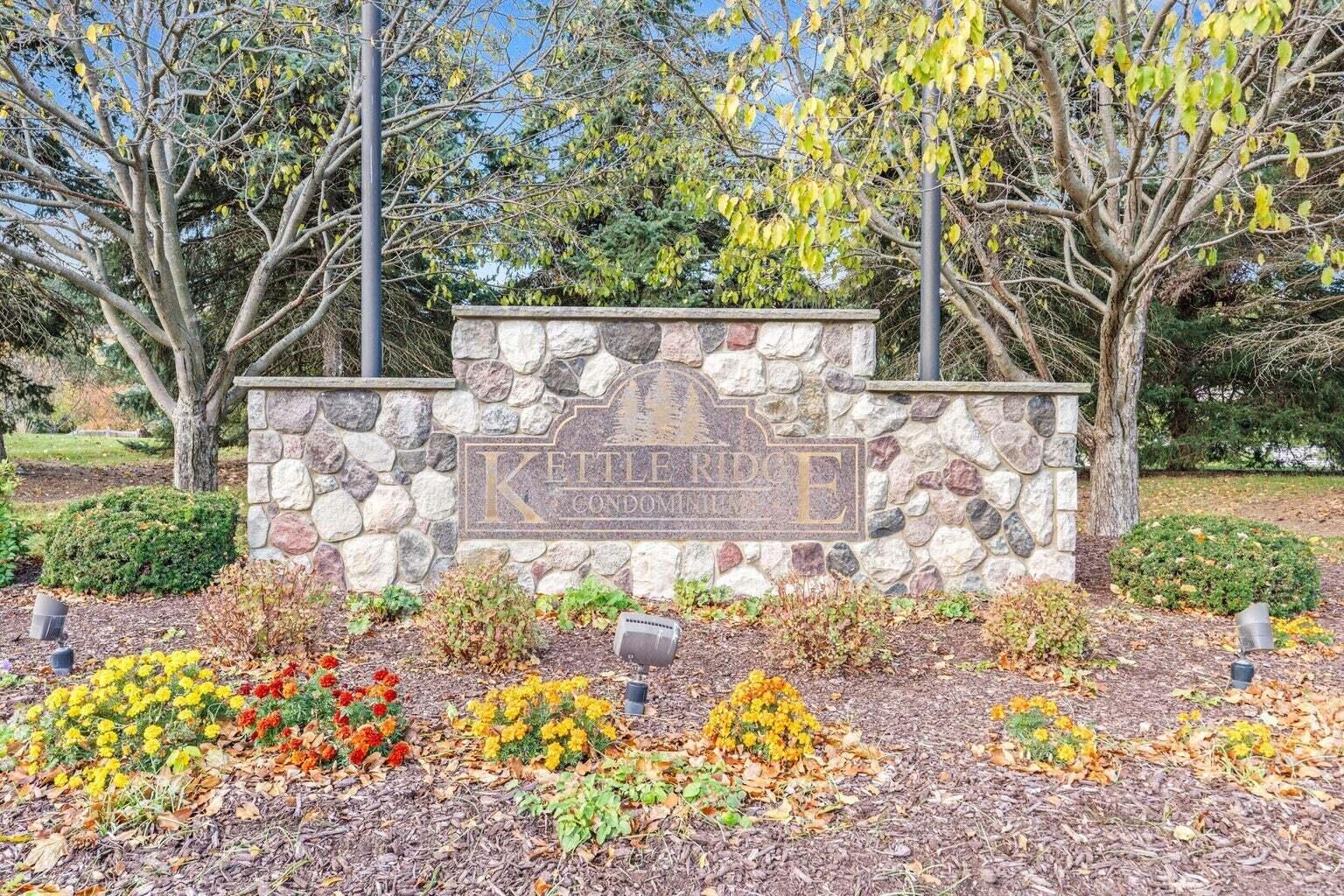 2293C Circle Ridge, Unit 31 Delafield, WI 53018 - Photo 21 of 27 Welcome to Kettle Ridge