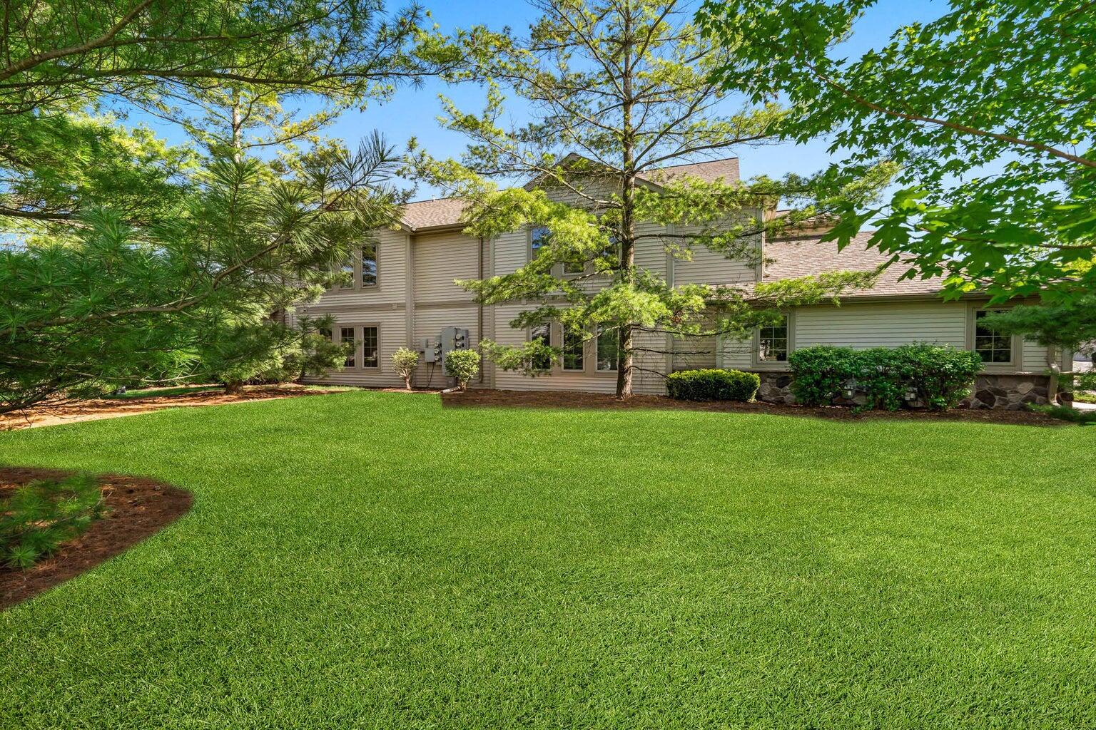 2293C Circle Ridge, Unit 31 Delafield, WI 53018 - Photo 24 of 27 Common Green Space Throughout