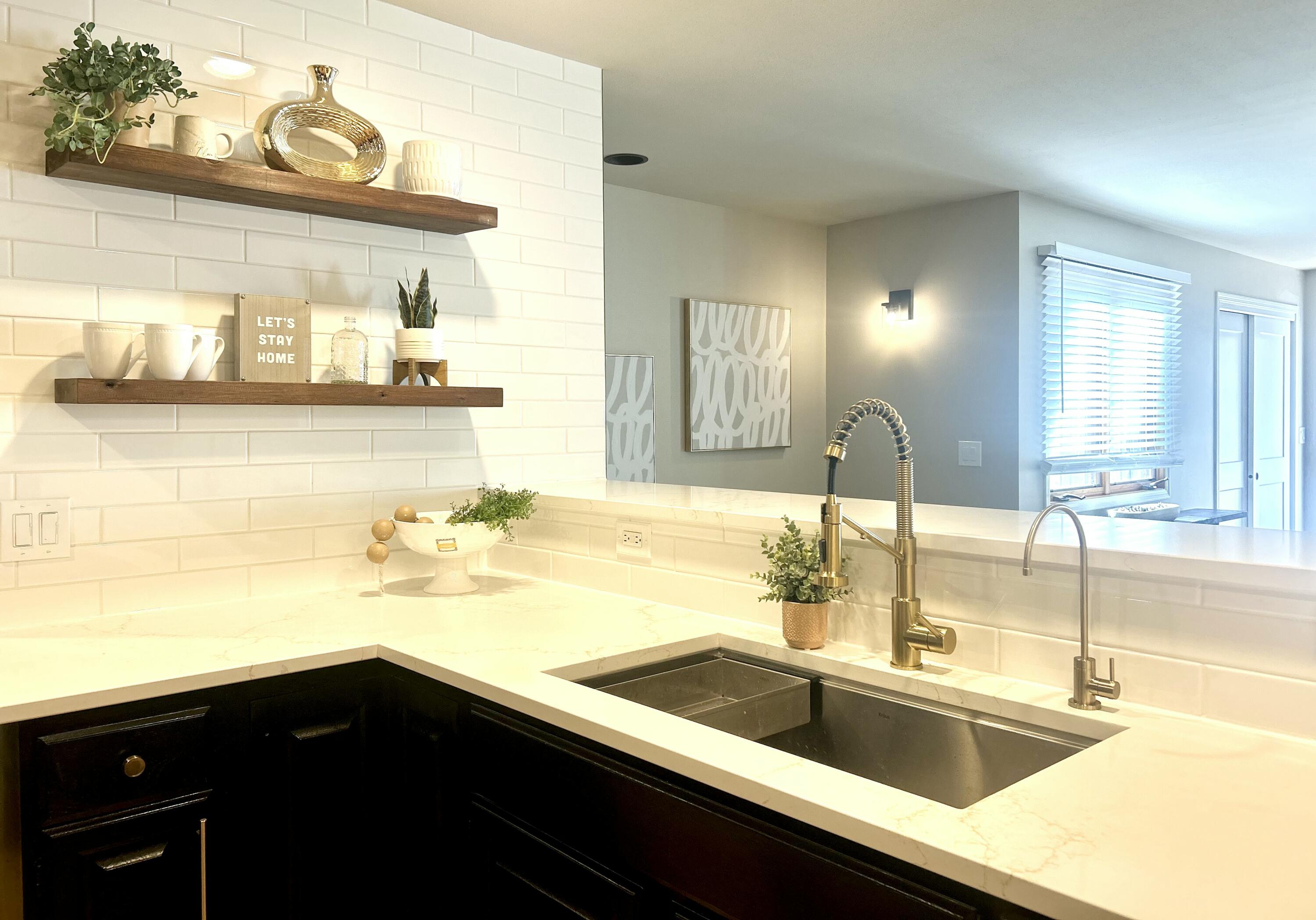 2293C Circle Ridge, Unit 31 Delafield, WI 53018 - Photo 27 of 27 Subway Tile Accent Wall & Backsplash