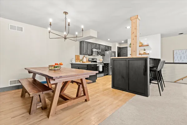 $425,000 | 2293 A Circle Ridge, Delafield, WI 53018