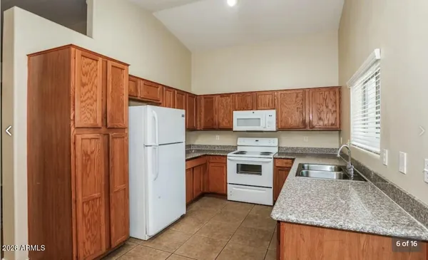 $1,795 | 1545 West Burgess Lane, Phoenix, AZ 85041