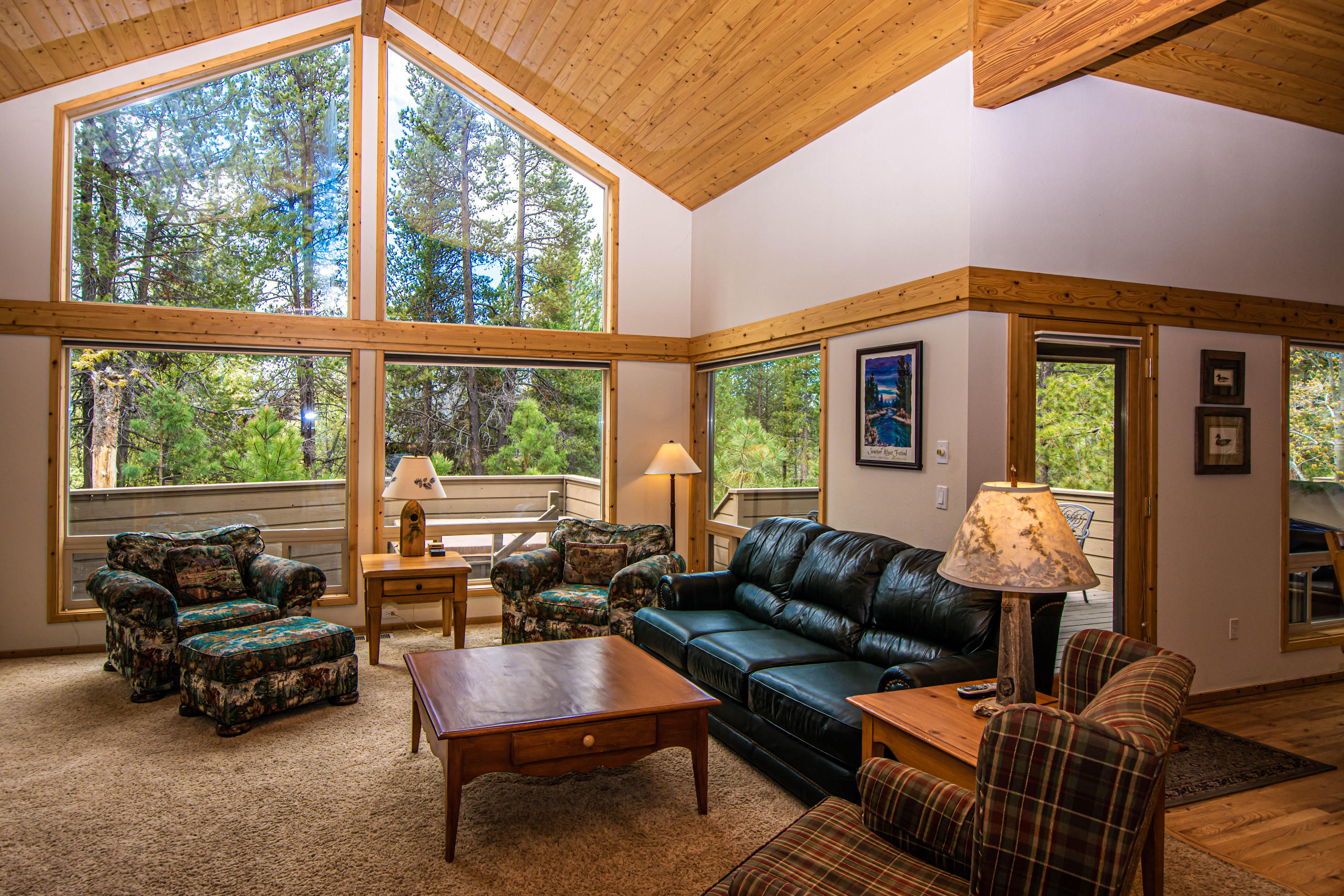 17917 Rhododendron Lane Sunriver, OR 97707 - Photo 4 of 25 RH - 4