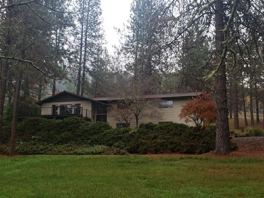 700 Wards Creek Road Rogue River, OR 97537 - Photo 1 of 4 Front of House