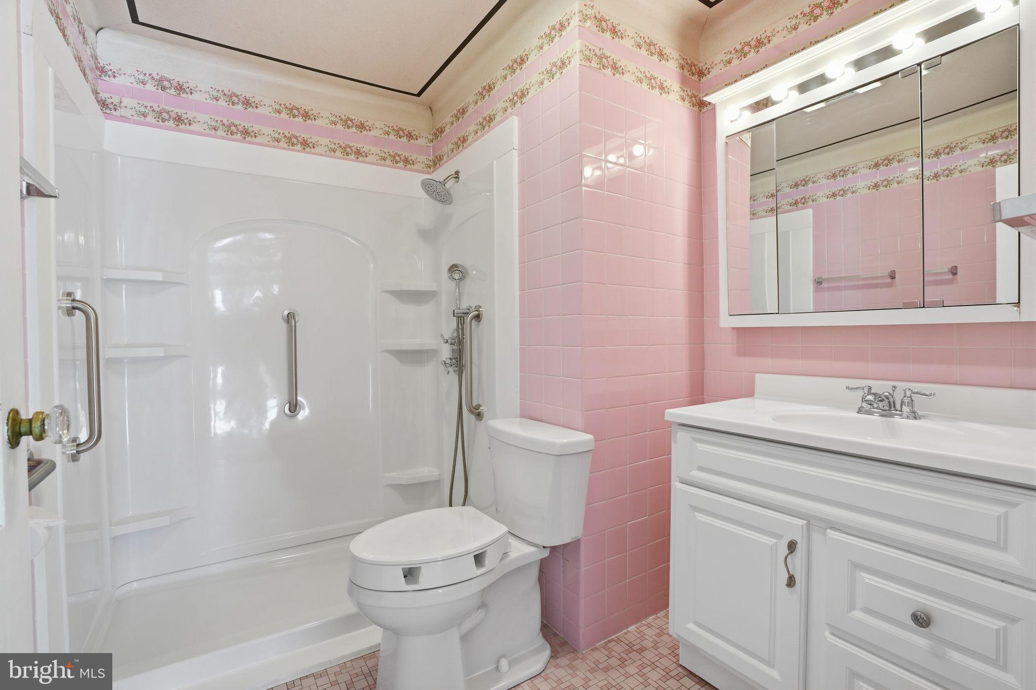 320 Doone Road Fairless Hills, PA 19030 - Photo 4 of 18