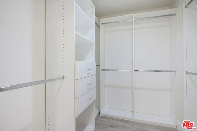 $1,099,000 | 2240 South Beverly Glen Boulevard, Unit 102, Los Angeles, CA 90064