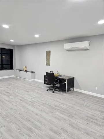 $1,500 | 602 Warwick Avenue, Warwick, RI 02888