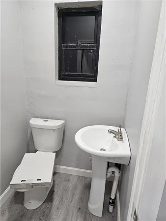 $1,500 | 602 Warwick Avenue, Warwick, RI 02888