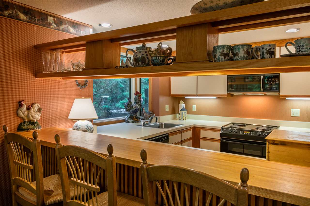 58 Hilltop Road, Unit 58 Winhall, VT 05340 - Photo 7 of 25