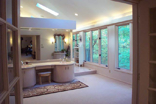 8990 Burr Oak Road Roscoe, IL 61073 - Photo 4 of 7 Gallery Image 4