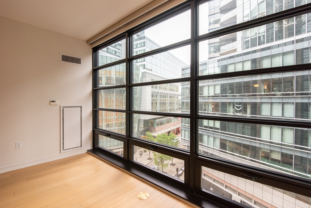 580 Washington Street, Unit 6F Boston, MA 02111 - Photo 14 of 37