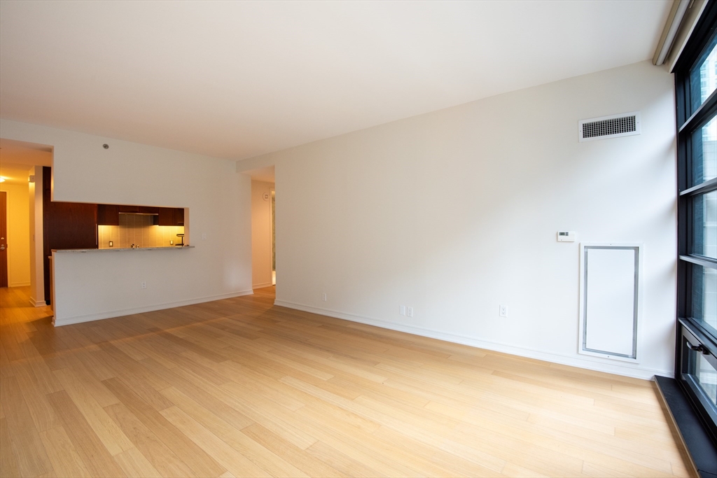 580 Washington Street, Unit 6F Boston, MA 02111 - Photo 16 of 37