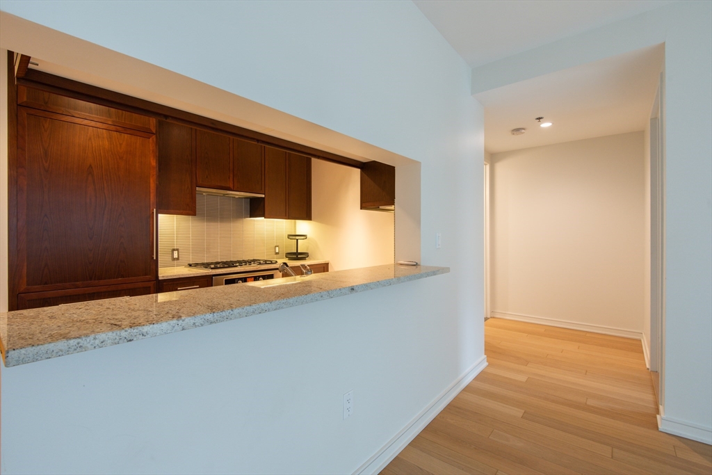 580 Washington Street, Unit 6F Boston, MA 02111 - Photo 18 of 37