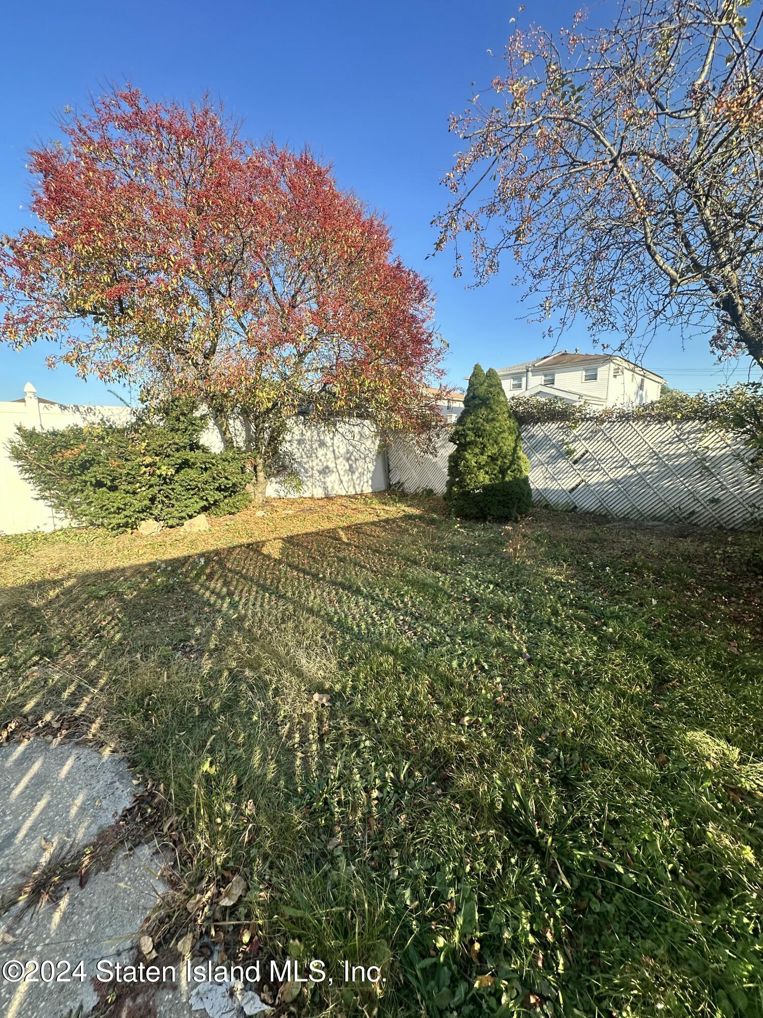 528 Riga Street Staten Island, NY 10306 - Photo 11 of 24 IMG_9689