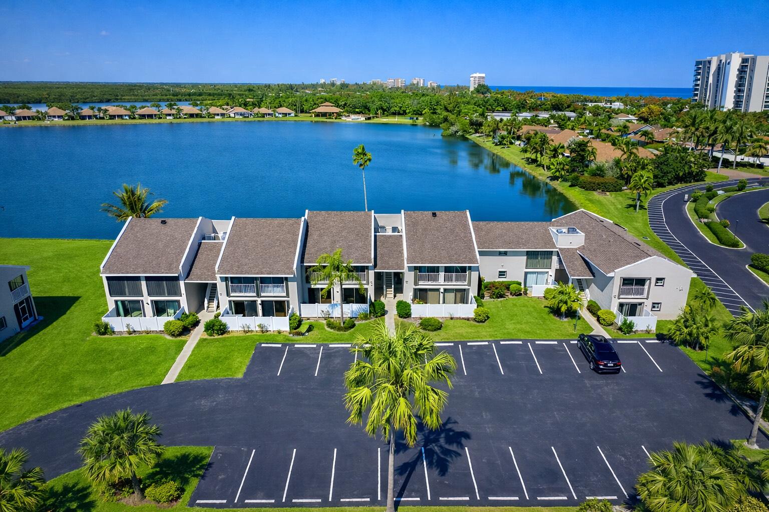 3206 South Lakeview Circle, Unit 1101 Fort Pierce, FL 34949 - Photo 4 of 38 image_123650291 (6)