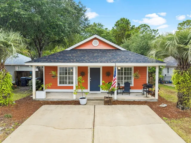 $399,900 | 119 Central 7th Street, Santa Rosa Beach, FL 32459