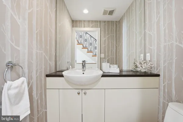 $2,295,000 | 4135 Yuma Street Northwest, Washington, DC 20016