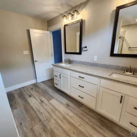 $439,900 | 6353 Crescent Rim Drive, Ozawkie, KS 66070