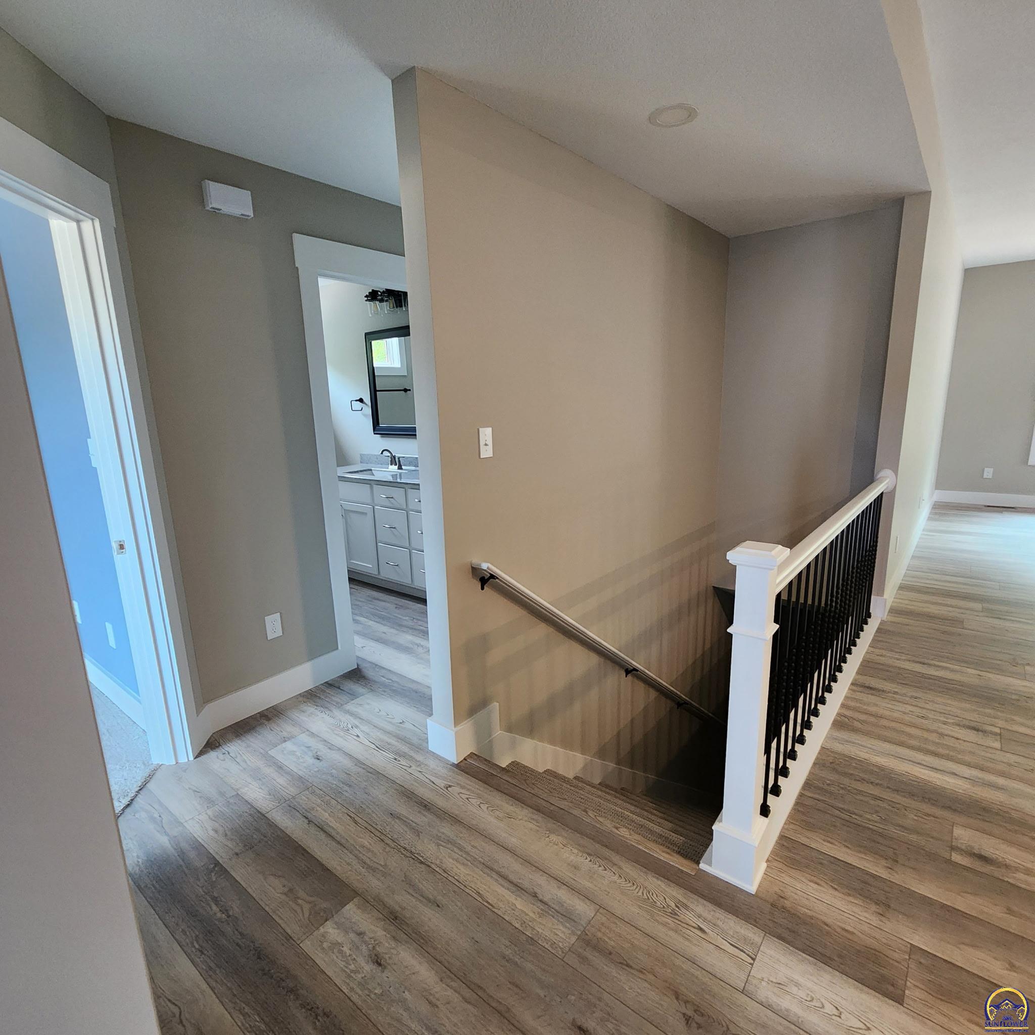 6353 Crescent Rim Drive Ozawkie, KS 66070 - Photo 24 of 33